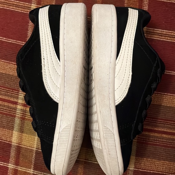 PUMA No-Lace Classics - Picture 3 of 9